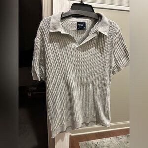 Abercrombie & Fitch Textured Gray Polo Shirt